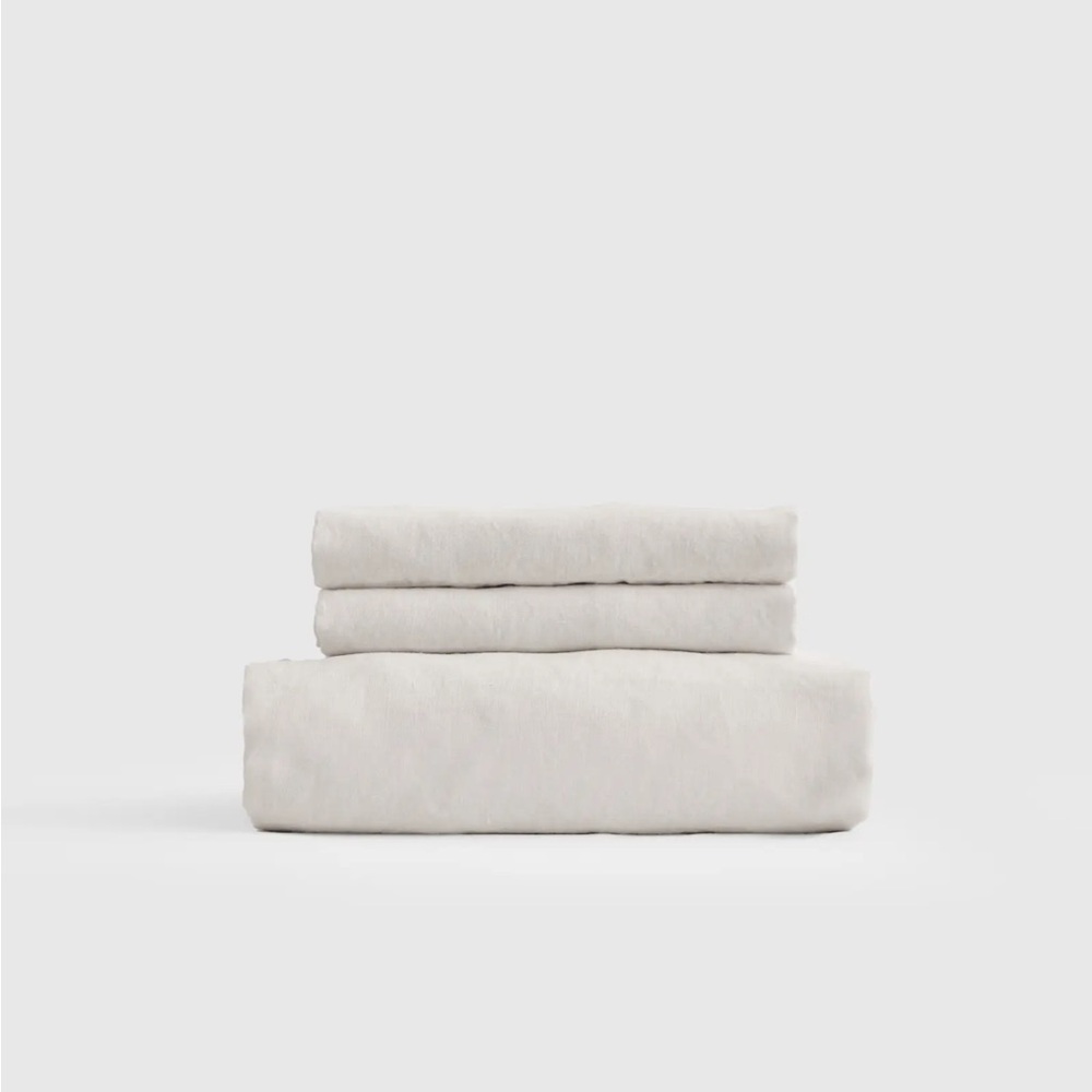 Quince Cream Bedding Sheets